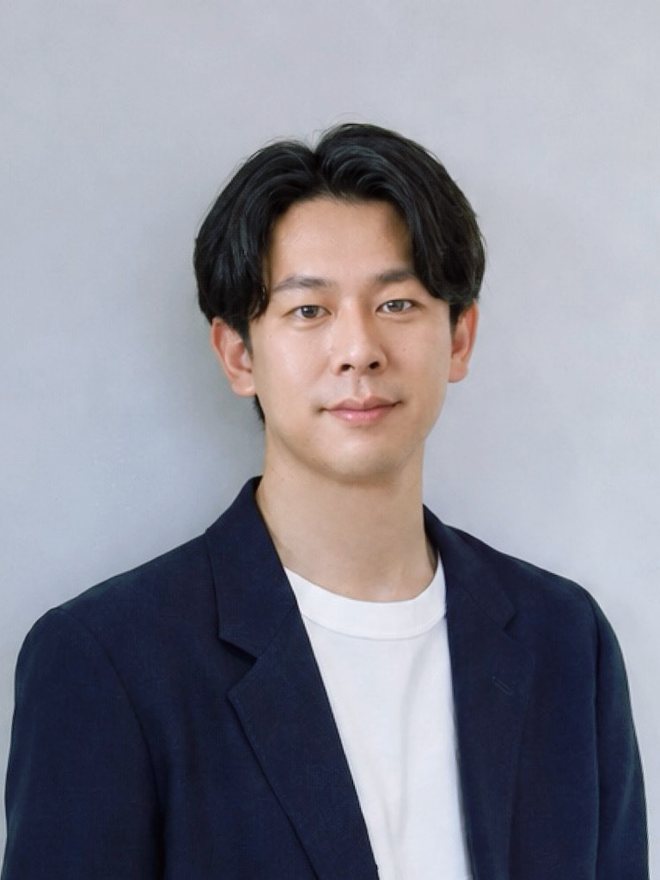 After:自然な背景で本人に合う装いに整えたAKARI Premium Salonの撮影スタイル